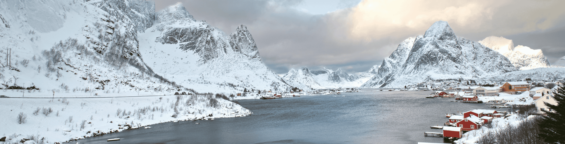 Escandin�via com Fiordes